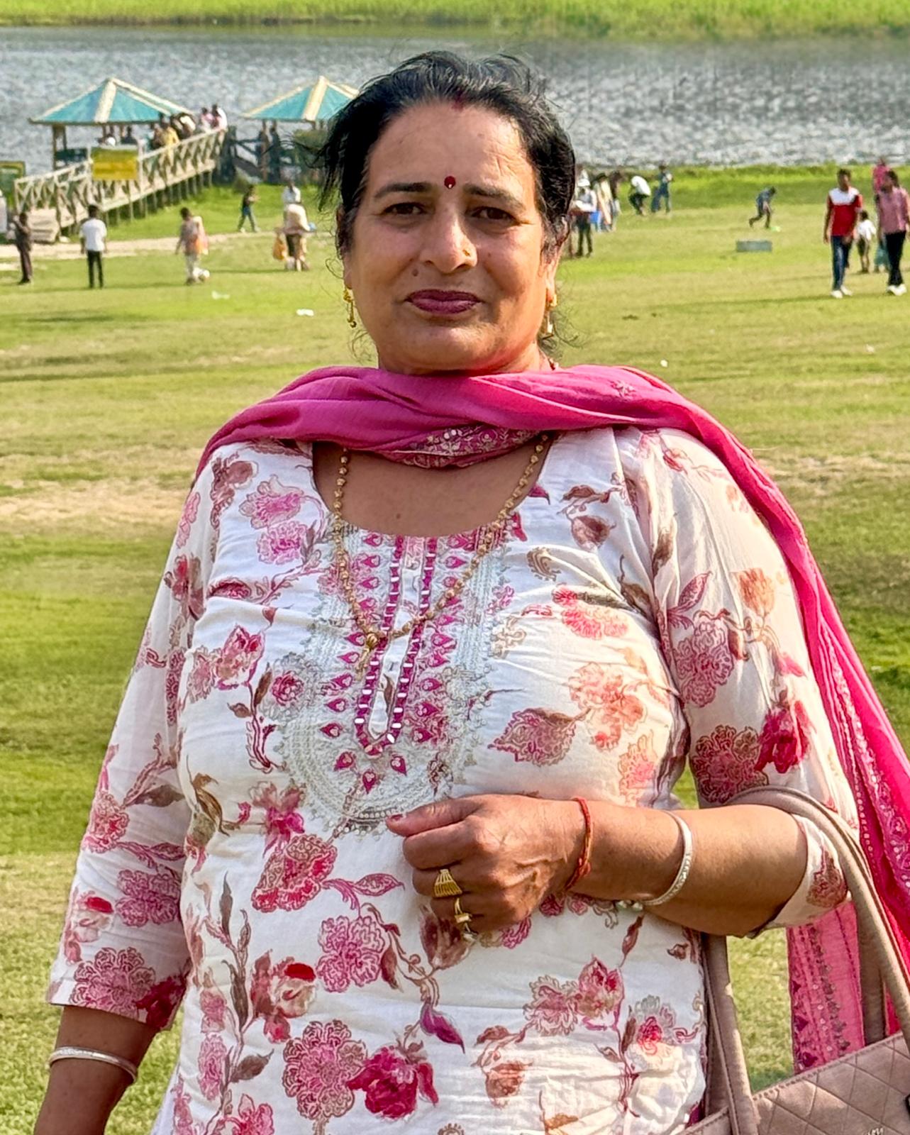 Mrs Bhawna - Director & Founder